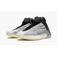 ADIDAS YZY QNTM BSKTBL Performance Basketball Model