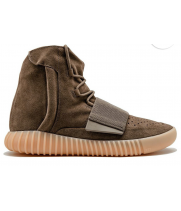 ADIDAS  Yeezy Boost Iight  BROWN GUM CHOCOLATE