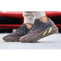 Adidas Yeezy 700 Brown