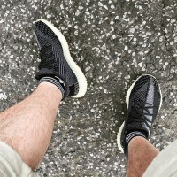 Кроссовки adidas yeezy 350 v2 carbon