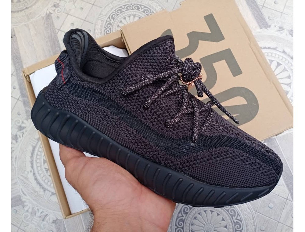 Почему покупатели выбирают Yeezy Boost