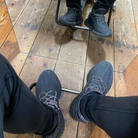 Кроссовки adidas yeezy 350 v2 carbon