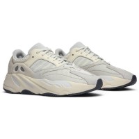 Adidas Yeezy Boost 700 (Изики кроссовки) Resin Analog